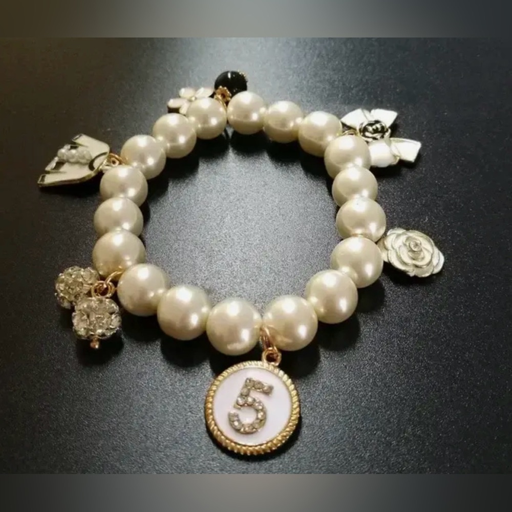 Charm Beads Pearl Bracelets